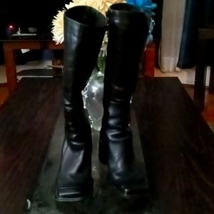 Women boots size 7.5 black
